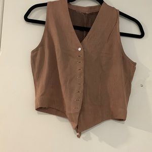 Peach Vest, unknown brand. Womens Size S.